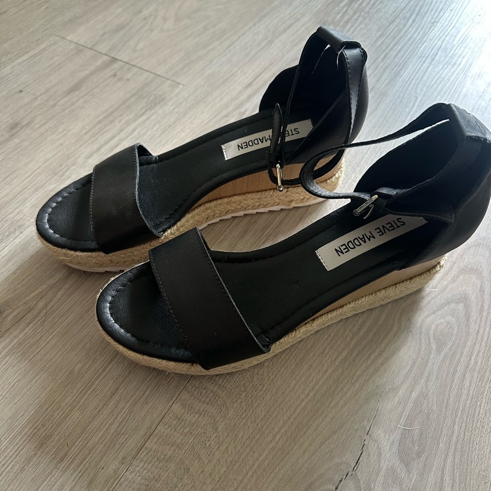Steve Madden Black Espadrille Wedges